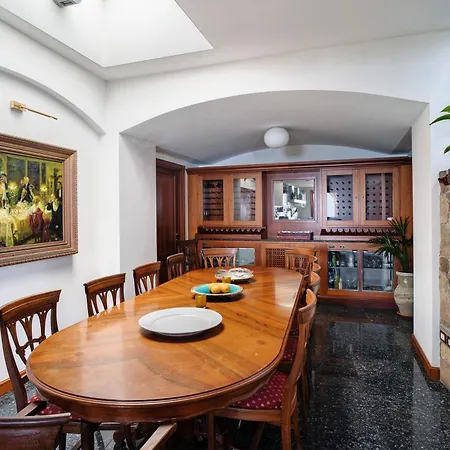 Villa Caroleo